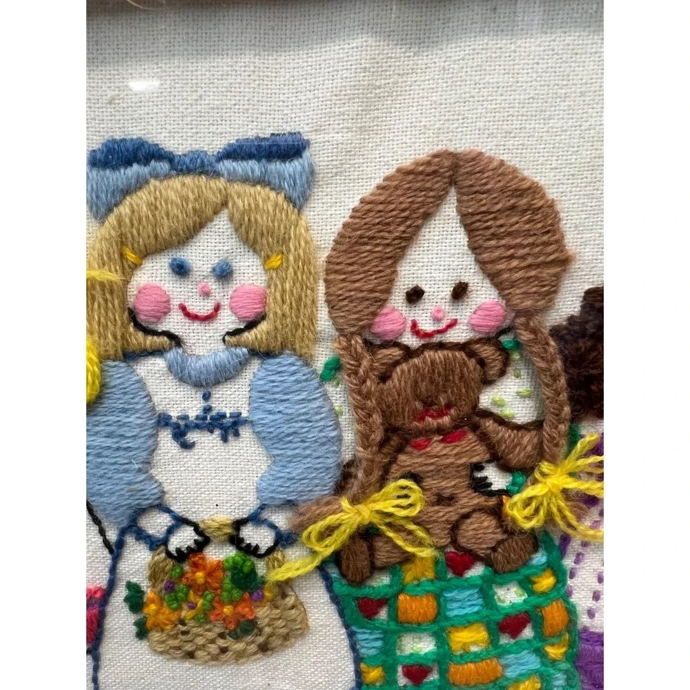 Vintage Days Of Week Embroidery Shadowbox Wall Art Needlepoint Cottagecore Decor